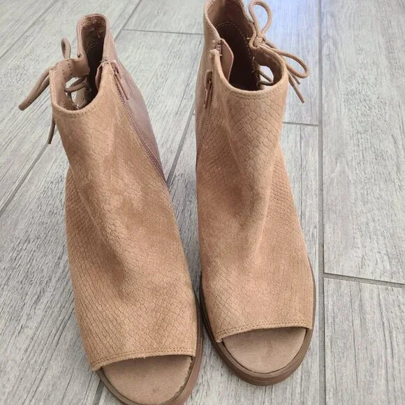 Nine West lace up ankle booties tan suede size 8.5 women's - Picture 4 of 15